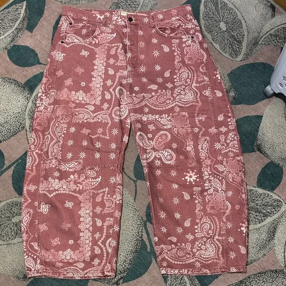 Free People We the Free Good Luck Barrel Bandana Jeans Size 33 - Picture 7 of 7